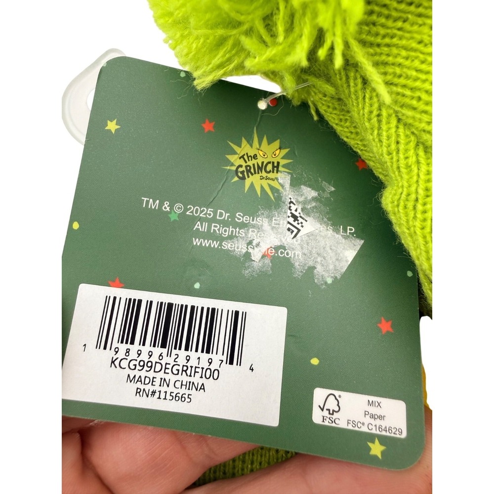 NEW How Grinch Stole Christmas Dr. Seuss Green Christmas Beanie Hat Heart Pom - Picture 4 of 9